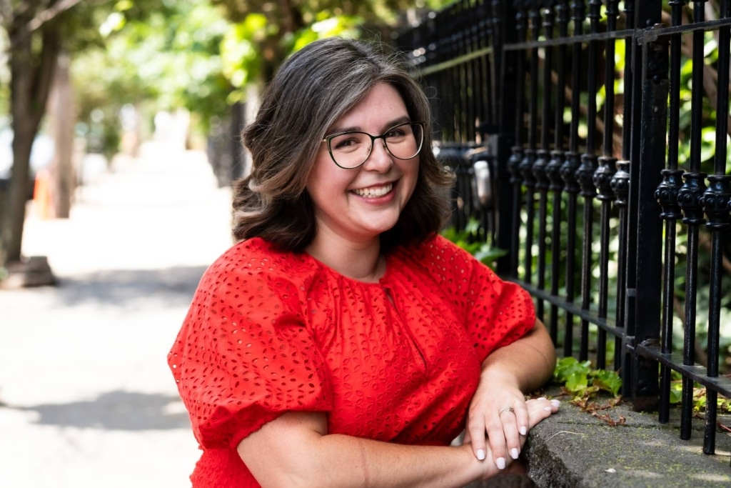 Author photograph of Jenny Adams